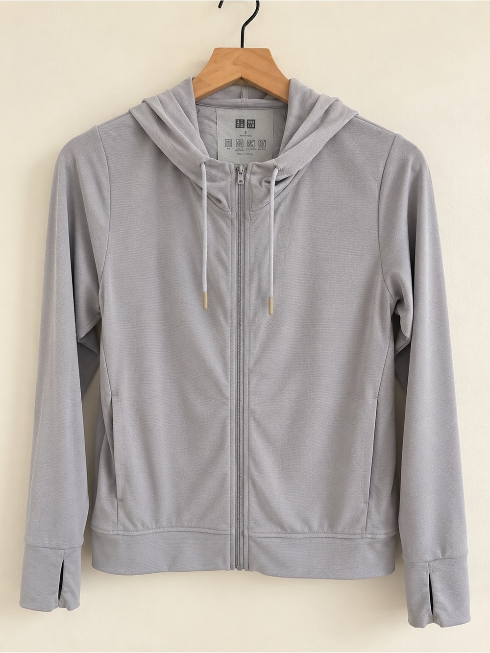 UNIQLO Gray/Purple AIRism UV Protection Full Zip Hoodie